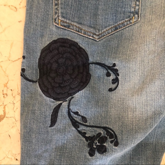 SOLD—RARE FIND! Anthropologie PILCRO floral jeans - Picture 8 of 12